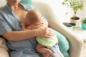 breastfeeding tips